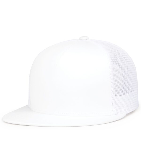 D-SERIES 5-PANEL TRUCKER SNAPBACK CAP